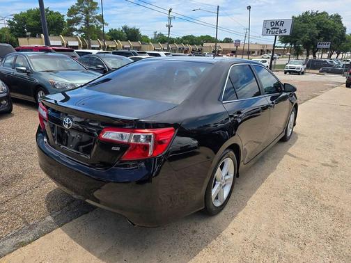 Attitude Black Metallic 2014 Toyota Camry SE