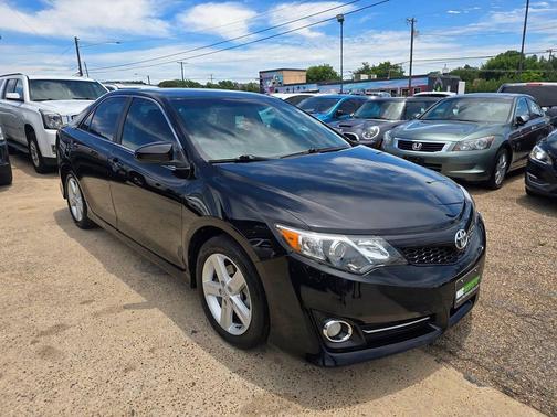 Attitude Black Metallic 2014 Toyota Camry SE