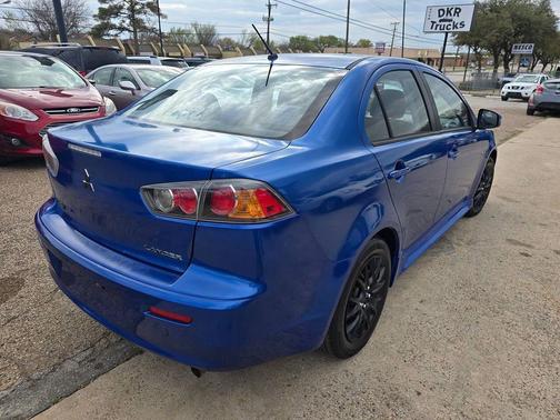 2015 Mitsubishi Lancer SE