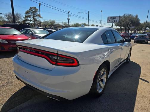 2015 Dodge Charger SXT