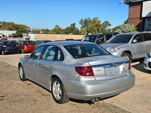2003 Saturn L 300
