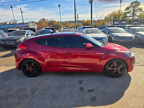 2016 Hyundai Veloster Base