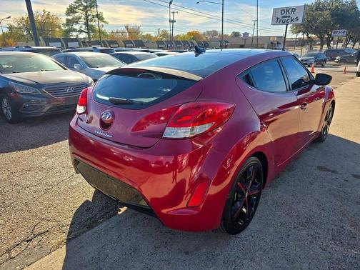 2016 Hyundai Veloster Base