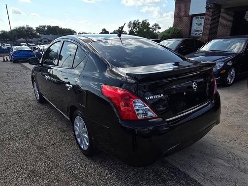 2017 Nissan Versa 1.6 SV