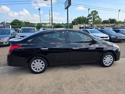 2017 Nissan Versa 1.6 SV