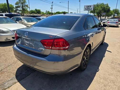 2015 Volkswagen Passat 1.8T S