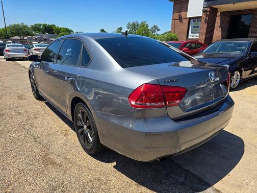 2015 Volkswagen Passat 1.8T S