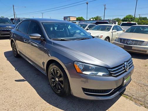 2015 Volkswagen Passat 1.8T S