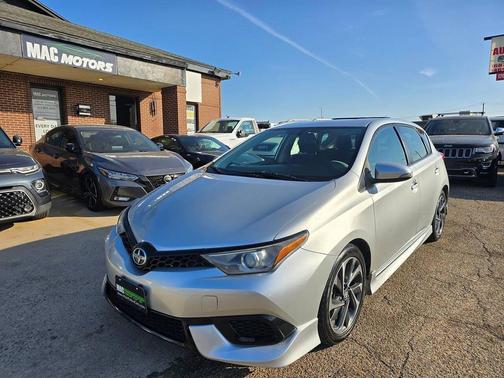 2016 Scion iM Base 4dr Hatchback CVT