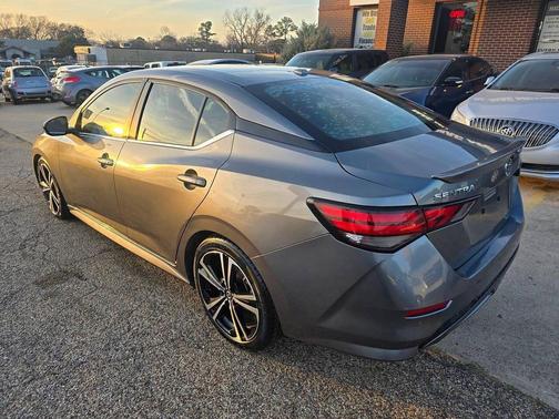 2020 Nissan Sentra SR