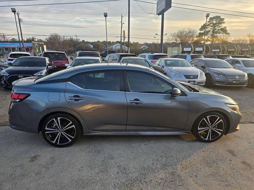 2020 Nissan Sentra SR
