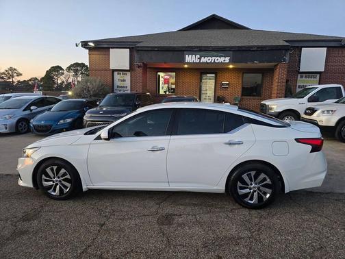 2020 Nissan Altima S FWD