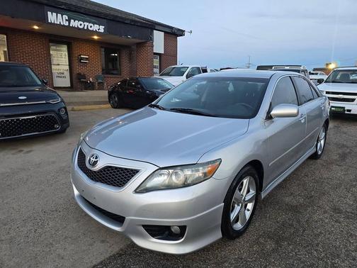 Magnetic Gray Metallic 2010 Toyota Camry LE