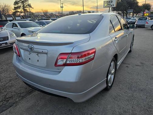 Magnetic Gray Metallic 2010 Toyota Camry LE