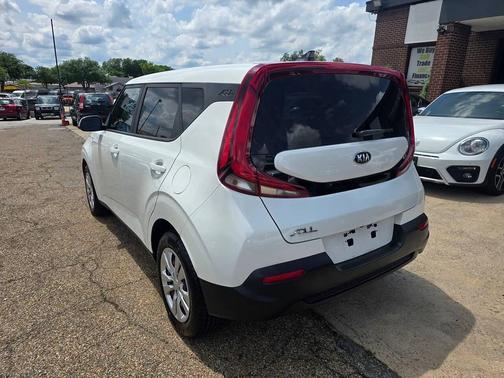 Snow White Pearl 2020 Kia Soul LX