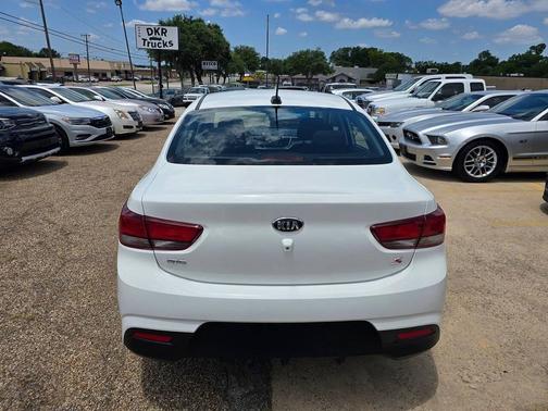 Clear White 2019 Kia Rio S