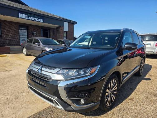 Black 2020 Mitsubishi Outlander SEL