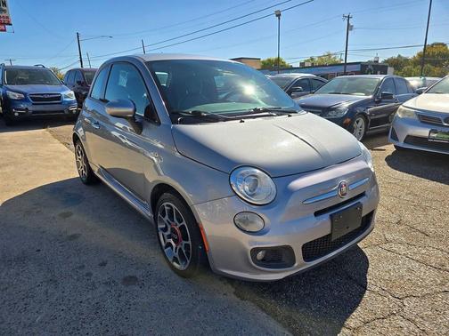 2015 FIAT 500 Sport