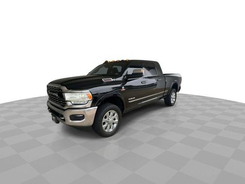 Diamond Black Crystal Pearlcoat 2022 RAM 2500 Limited Mega Cab 4x4 6'4  Box