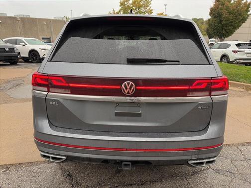 2024 Volkswagen Atlas 2.0T SEL Premium R-Line 4MOTION