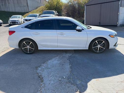 2024 Honda Civic Touring