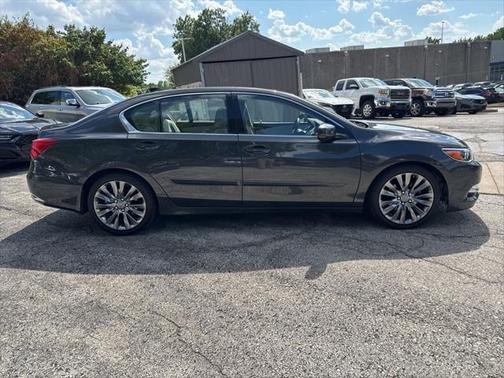2017 Acura RLX Advance Package