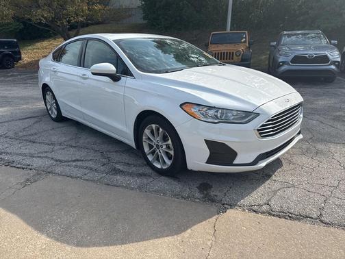 2020 Ford Fusion Hybrid SE