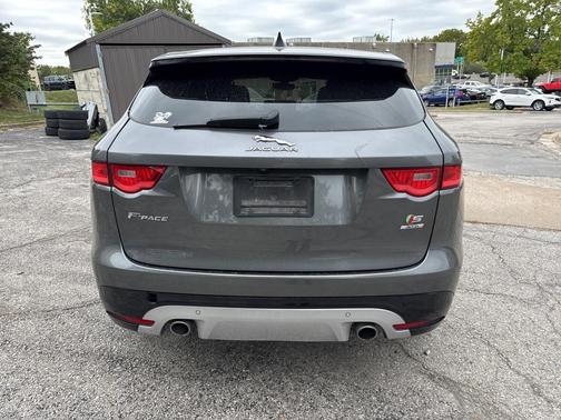 2019 Jaguar F-PACE S