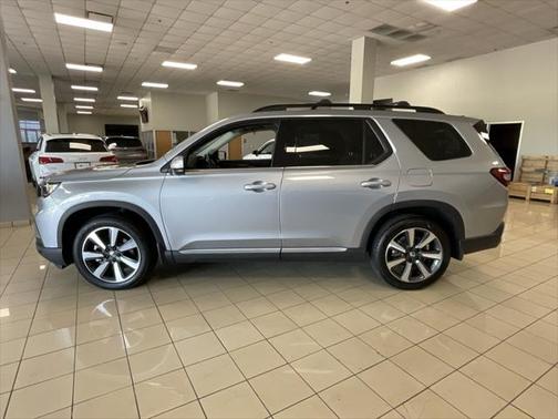 2023 Honda Pilot AWD Elite
