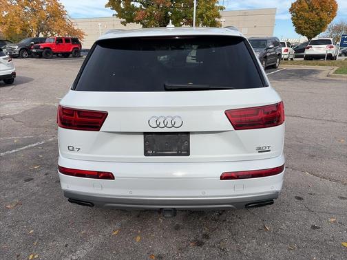 2017 Audi Q7 3.0T Prestige