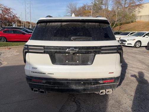 2024 Chevrolet Traverse RS