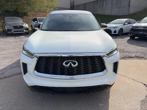 2023 INFINITI QX60 Pure