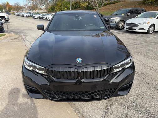 2019 BMW 330 xDrive