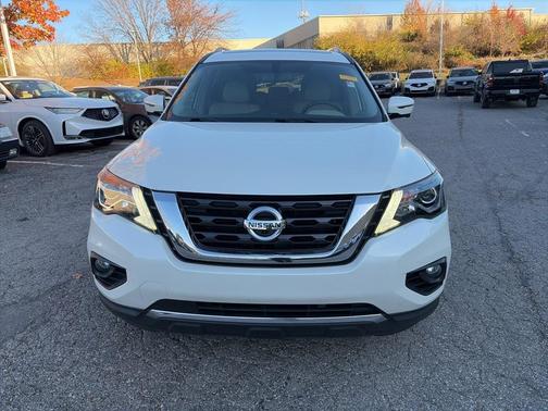 2019 Nissan Pathfinder Platinum