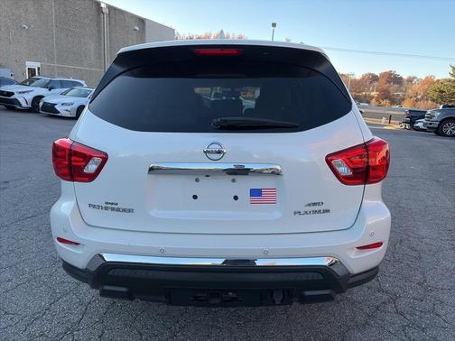 2019 Nissan Pathfinder Platinum