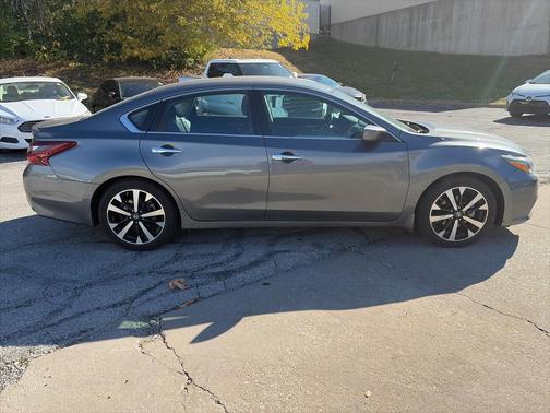 2018 Nissan Altima 2.5 SR