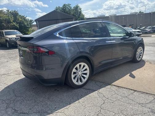 2018 Tesla Model X 75D