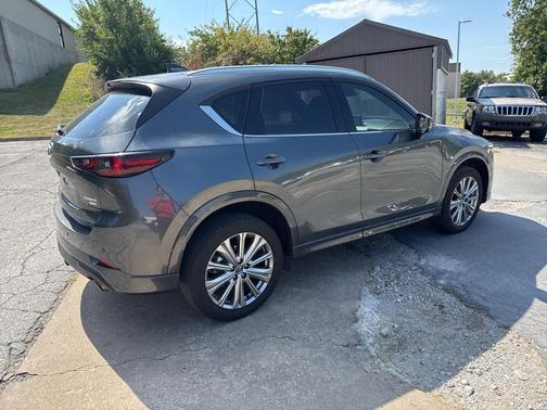 2022 Mazda CX-5 Signature