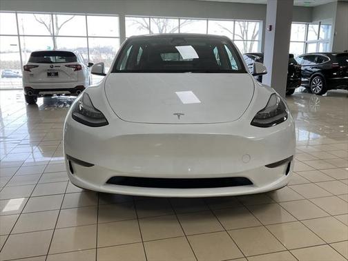 2023 Tesla Model Y Long Range Dual Motor All-Wheel Drive
