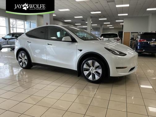 2023 Tesla Model Y Long Range Dual Motor All-Wheel Drive
