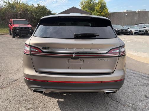 2020 Lincoln Nautilus Reserve