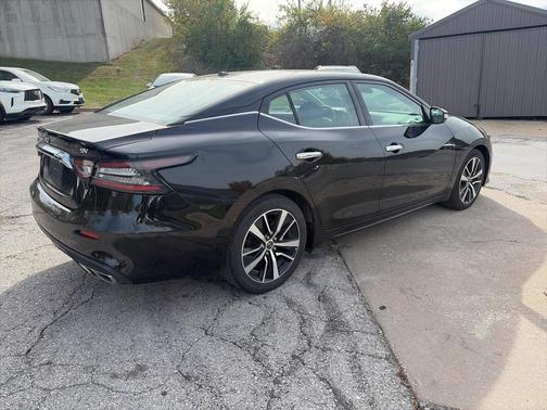 2023 Nissan Maxima SV Xtronic CVT