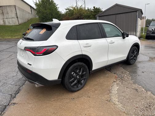 2025 Honda HR-V AWD Sport