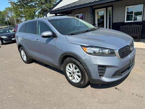 Silver 2020 Kia Sorento LX V6
