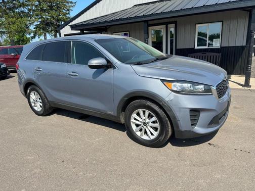 Silver 2020 Kia Sorento LX V6