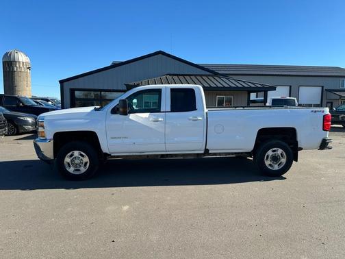 2017 Chevrolet Silverado 2500 LT