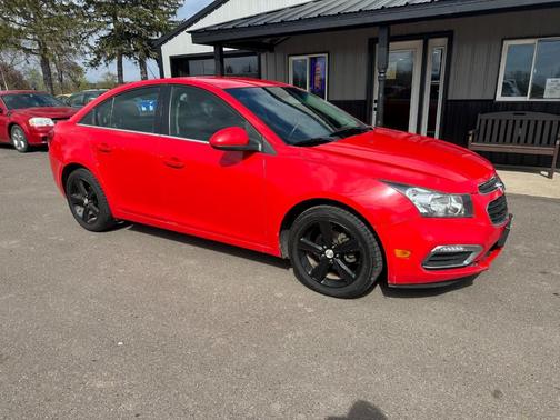 Red 2015 Chevrolet Cruze 2LT