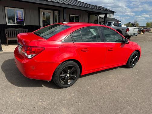 Red 2015 Chevrolet Cruze 2LT
