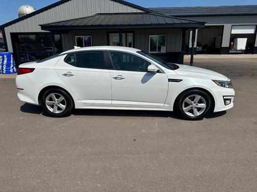 White 2014 Kia Optima LX