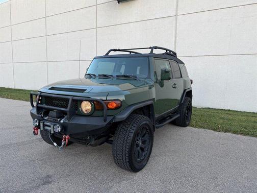 2014 Toyota FJ Cruiser Base